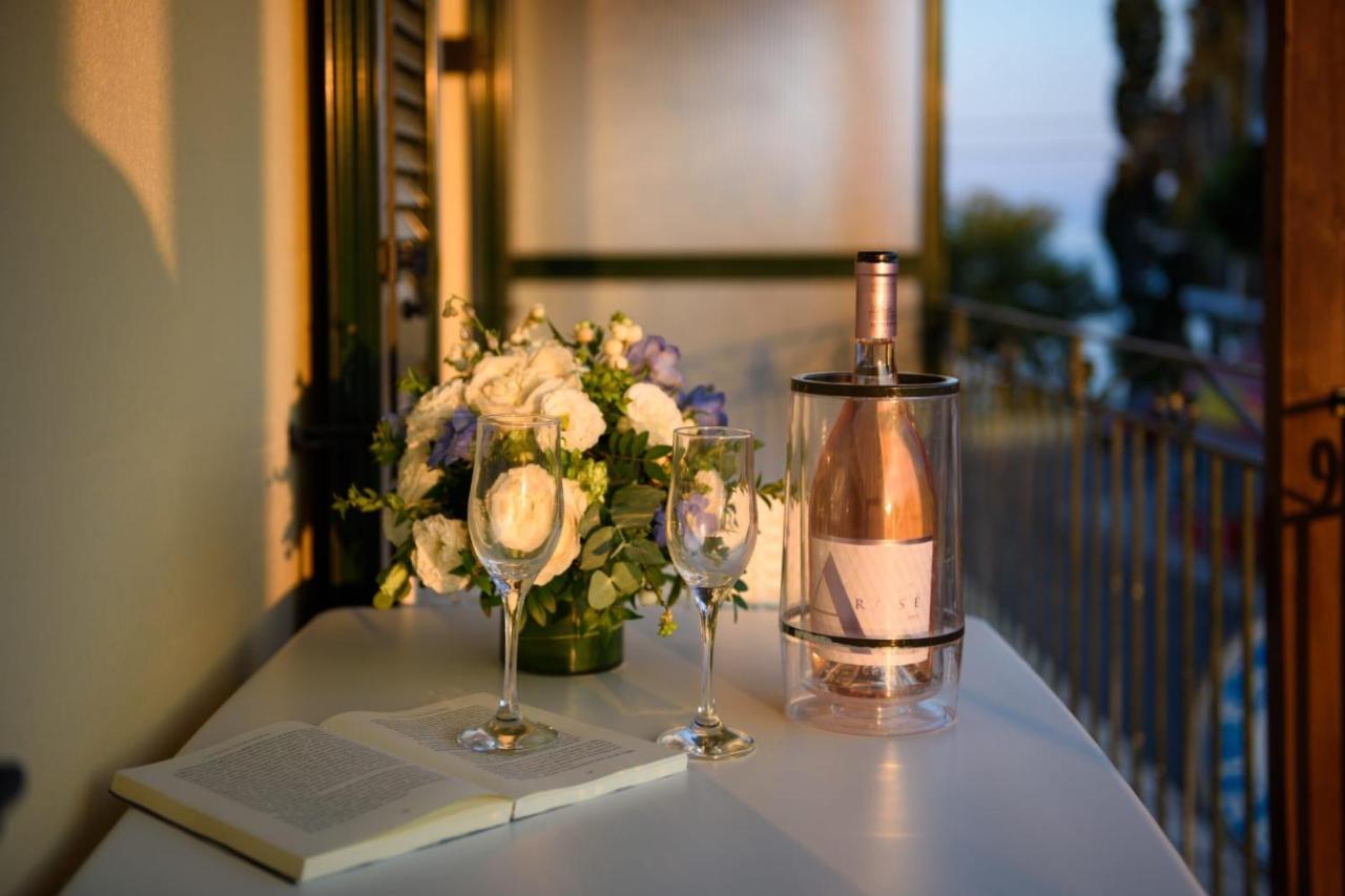 Dorotea Luxury Rooms Ipsos Exterior photo